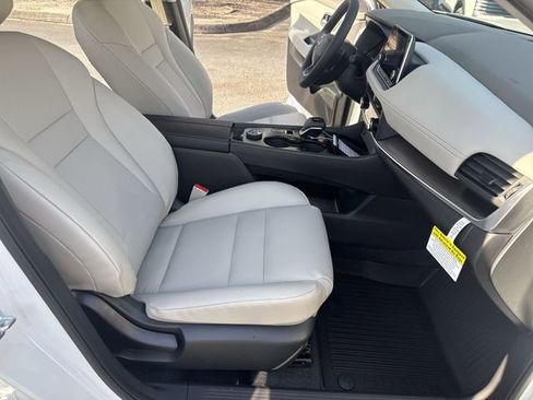 New 2026 Nissan Rogue SV image 10