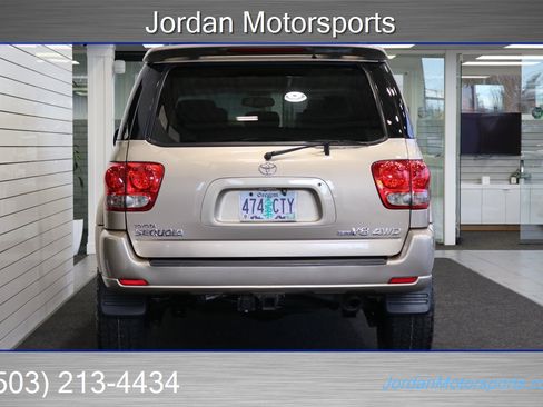 Used 2006 Toyota Sequoia Limited image 9