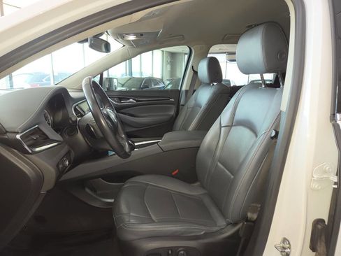 Used 2020 Buick Enclave Essence w/ Sound and Sites Package FWD image 18