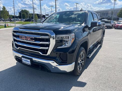 Used 2019 GMC Sierra 1500 SLE w/ SLE Convenience Package AWD/4WD image 1