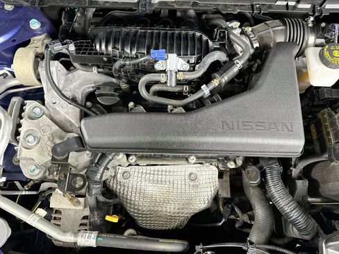 Used 2019 Nissan Rogue SV AWD/4WD image 32
