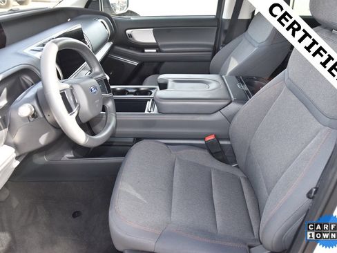 Certified 2025 Ford Expedition Active image 10