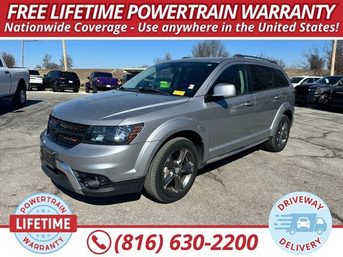 Used 2015 Dodge Journey Crossroad w/ Flexible Seating Group image 1