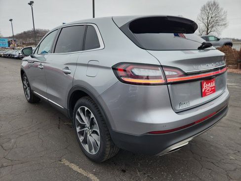 Used 2022 Lincoln Nautilus Reserve image 3