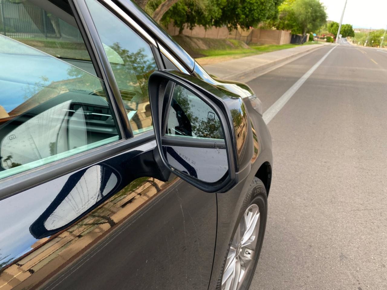 Used 2024 Toyota Sienna XLE FWD image 19