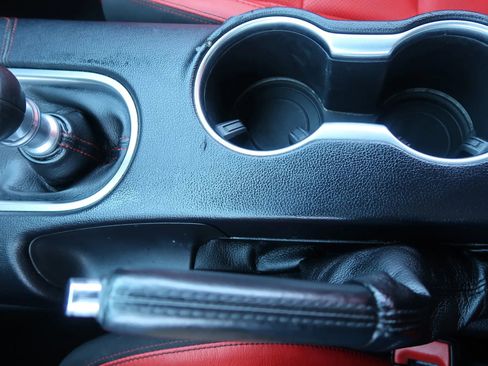 Used 2019 Ford Mustang GT Premium w/ Performance Package - Level 2 RWD image 26