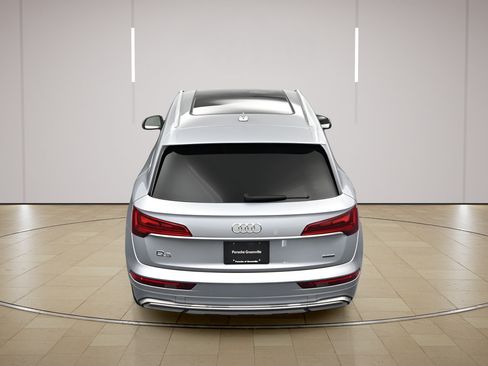 Used 2021 Audi Q5 Prestige AWD/4WD image 36