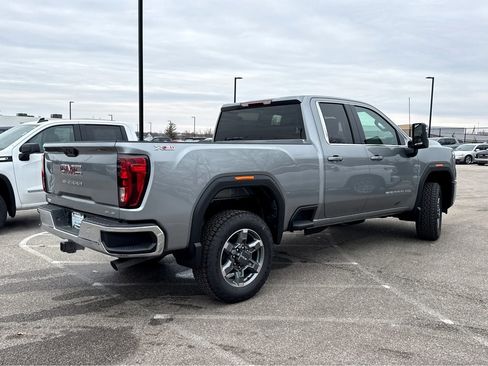 New 2026 GMC Sierra 2500 SLE w/ SLE Value Package; image 2