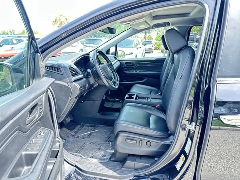 Used 2024 Honda Odyssey EX-L image 2