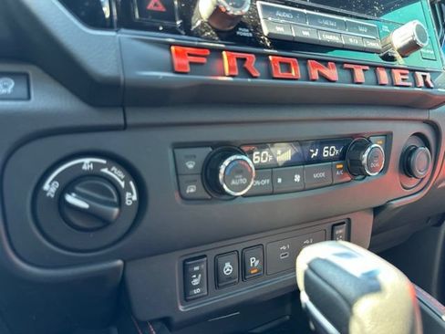 Certified 2025 Nissan Frontier PRO-4X w/ Pro Premium Package AWD/4WD image 32