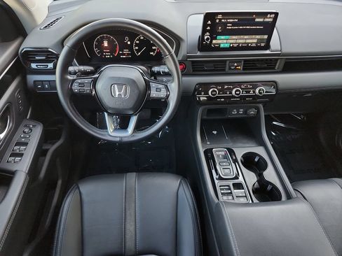 Used 2024 Honda Pilot EX-L image 17