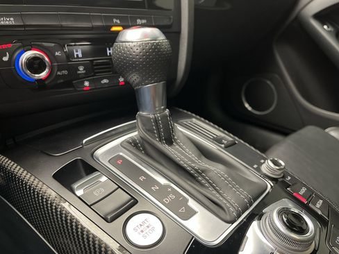 Used 2013 Audi RS 5 Coupe w/ Audi MMI Navigation Plus Pkg image 21