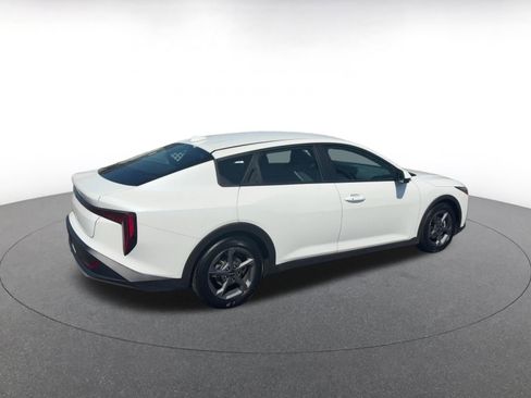 Used 2025 Kia K4 FWD image 15