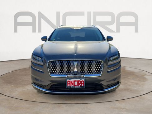 Used 2023 Lincoln Nautilus Standard w/ Premium Package image 5