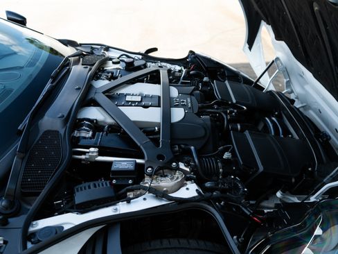 Used 2019 Aston Martin DB11 AMR RWD image 43