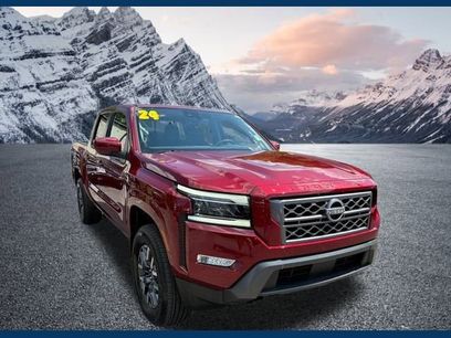 Used 2024 Nissan Frontier SL