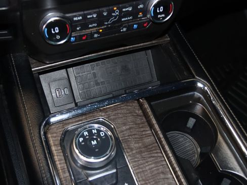 Used 2020 Ford Expedition Limited AWD/4WD image 48