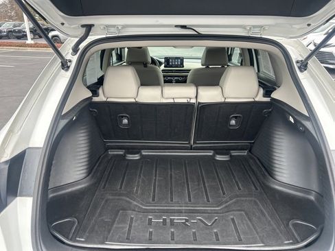 Used 2023 Honda HR-V EX-L image 8