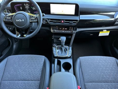 New 2026 Kia Seltos S image 9