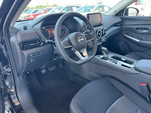 Used 2025 Nissan Sentra SR w/ Midnight Edition FWD image 19