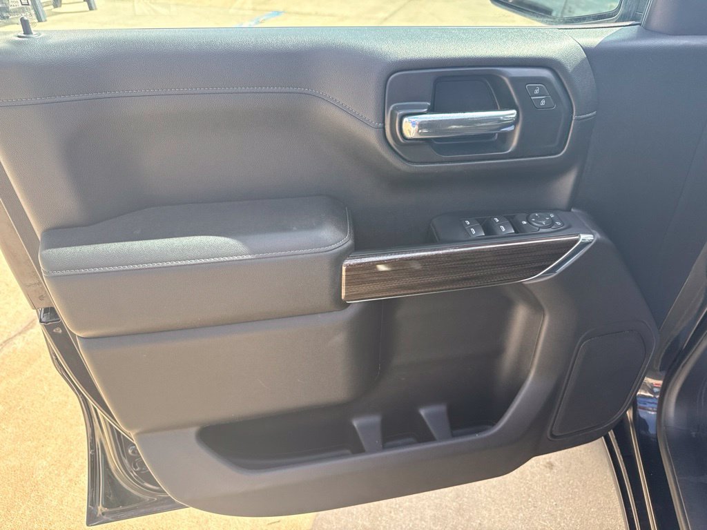 Used 2021 Chevrolet Silverado 1500 RST w/ Bed Protection Package AWD/4WD image 7