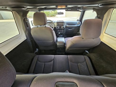 Used 2014 Jeep Wrangler Sport AWD/4WD image 17