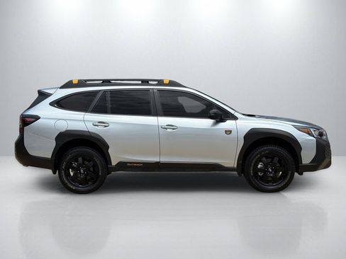 Used 2025 Subaru Outback Wilderness image 4