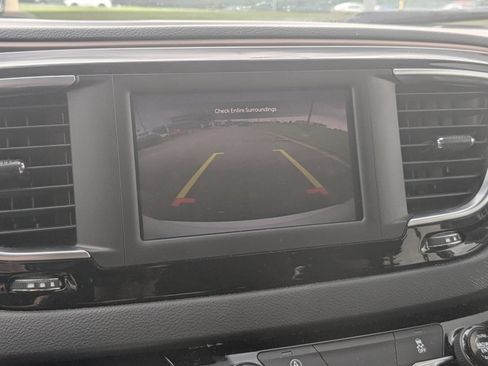Used 2023 Chrysler Voyager LX FWD image 21