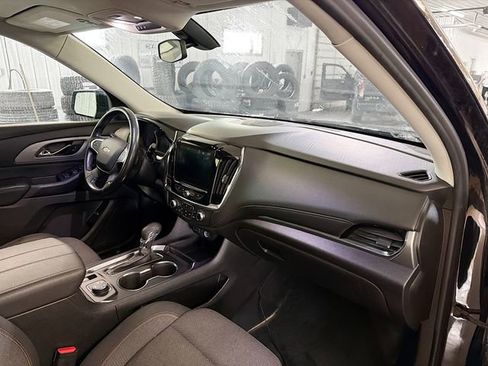 Used 2021 Chevrolet Traverse LT AWD/4WD image 12