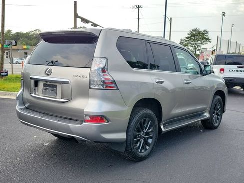 Used 2023 Lexus GX 460 Premium w/ Premium Package AWD/4WD image 4