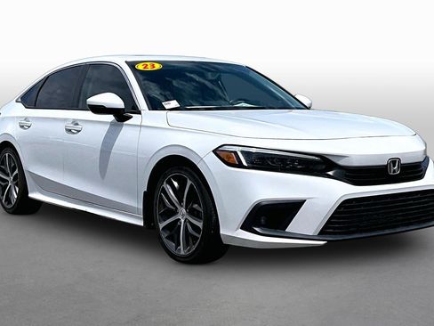 Used 2023 Honda Civic Touring image 8