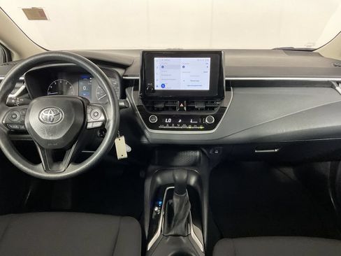 Used 2025 Toyota Corolla LE FWD image 15