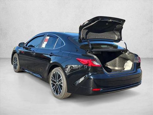 New 2026 Toyota Camry XLE image 3