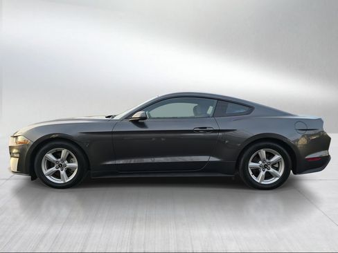 Used 2019 Ford Mustang Coupe image 6