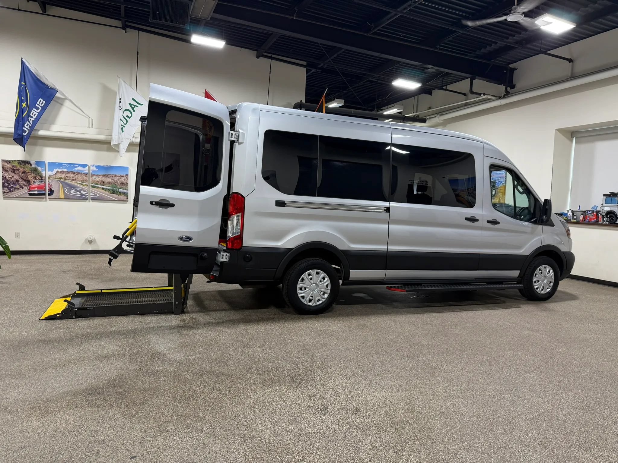 Used 2019 Ford Transit 250 148 Medium Roof RWD image 55