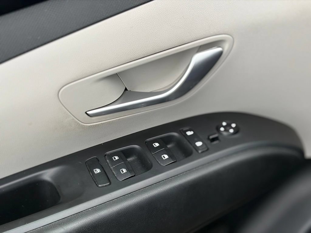 Used 2024 Hyundai Tucson SE AWD/4WD image 19