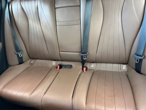 Used 2021 Mercedes-Benz E 350 4MATIC Sedan image 47