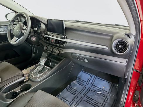 Certified 2023 Kia Forte LXS image 26