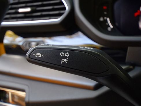 Used 2021 Lamborghini Urus Sport Utility 4D image 52