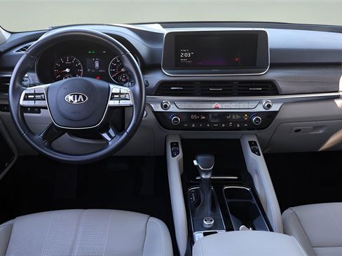 Used 2021 Kia Telluride EX w/ EX Premium Package image 15