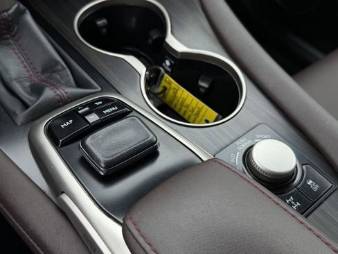 Used 2017 Lexus RX 350 AWD w/ Premium Package image 18