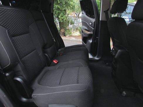 Used 2019 GMC Acadia SLE FWD image 20