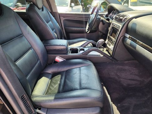 Used 2006 Porsche Cayenne S image 30