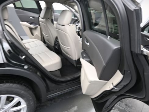 Used 2023 Cadillac XT4 Luxury w/ Cold Weather Package image 22