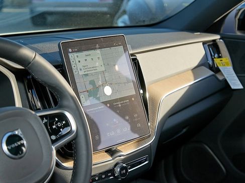 New 2026 Volvo XC60 B5 Plus w/ Protection Package Premier image 14