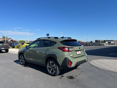 Certified 2026 Subaru Crosstrek 2.5i Premium AWD/4WD image 4