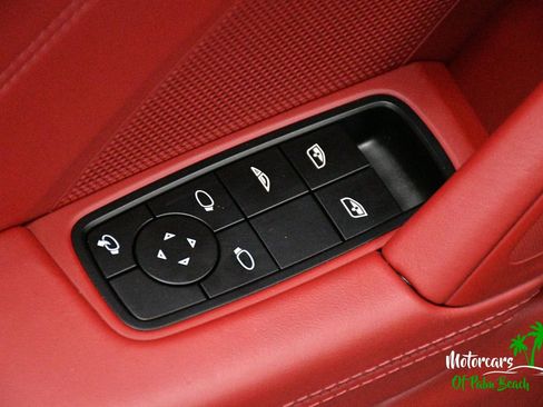 Used 2022 Porsche 911 Turbo S AWD/4WD image 40