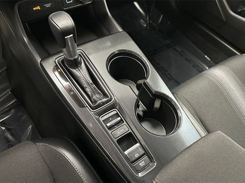 Used 2024 Honda Civic Sport image 16