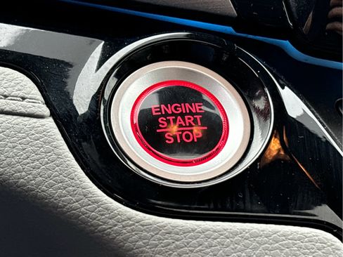 Certified 2023 Honda Odyssey Touring image 21