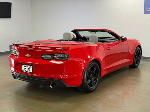 Used 2020 Chevrolet Camaro LT RWD image 7